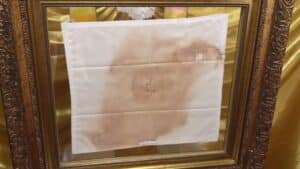 A püspök elismeri a hondurasi kápolnában történt eucharisztikus csodát 6 A püspök elismeri a hondurasi kápolnában történt eucharisztikus csodát