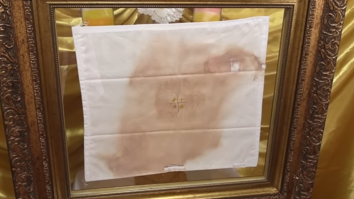 A püspök elismeri a hondurasi kápolnában történt eucharisztikus csodát 1 eucharisztikus csoda Honduras