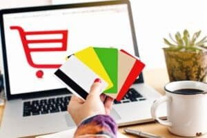 Pontok, kreditek, kártyák…