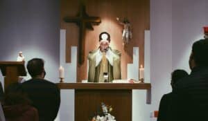 6 dolog, ami akkor történik velünk, ha naponta járunk misére