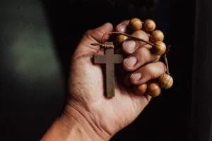 Ron Rolheiser atya: Mit kér most tőlem a szeretet?