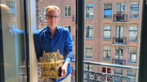 A tolvajok visszaadták a középkori templomból ellopott ereklyét: Jézus Drága Vérét