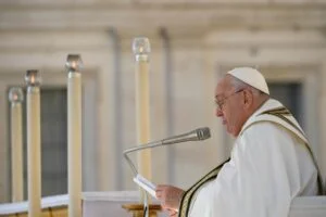 A szinodalitásról szóló szinódus tagjainak örökös titoktartást írtak elő a megbeszélésekkel kapcsolatban 3 A szinodalitásról szóló szinódus tagjainak örökös titoktartást írtak elő a megbeszélésekkel kapcsolatban