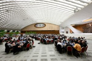 A Rómában zajló püspöki szinódus levele Isten népéhez