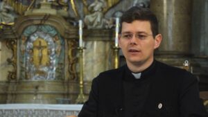 Isten fel akar minket emelni – Nagyböjti ráhangoló | VIDEÓ