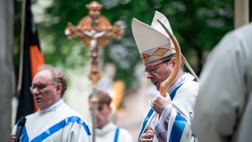 Batzing puspok Egyedi