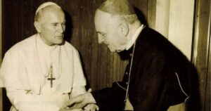 „Nincs élő Krisztusra emlékezés Oltáriszentség nélkül” – Belon Gellért püspök gondolatai az Eucharisztiáról