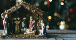 Az imádkozás tárgya vagy múzeumi tárgy? Mit üzennek nekünk a betlehemek?