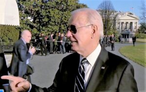 Biden, Ferenc pápa és a „szégyenletes gaztett”