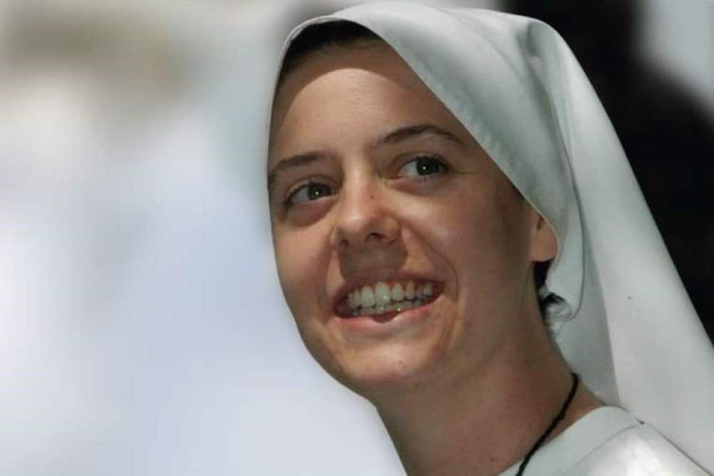 Clare Crockett Egyedi