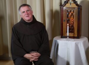 Adventi ráhangoló: Nyissuk meg szívünket a szép előtt