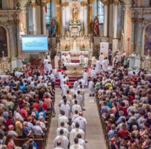Szinódus: így vélekednek a Gyulafehérvári Főegyházmegye hívei
