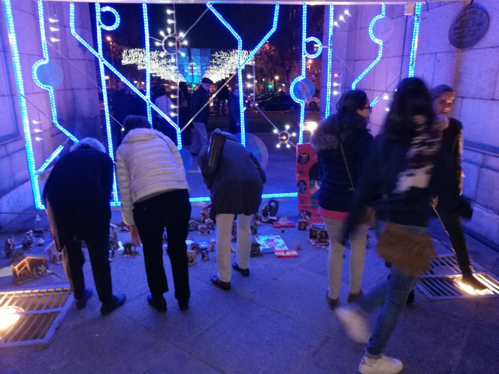 Czk8F1pXcAAzAP4 Egyedi