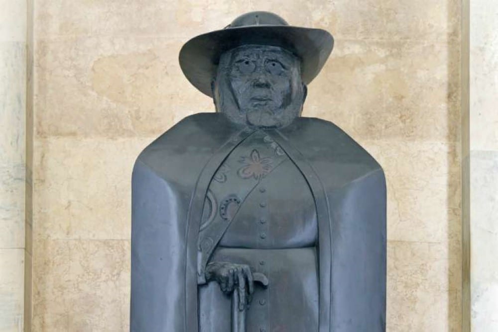 HAWAII: Megvédik Molokai Szent Damján emlékezetét 1 Damien Molokai detail Egyedi