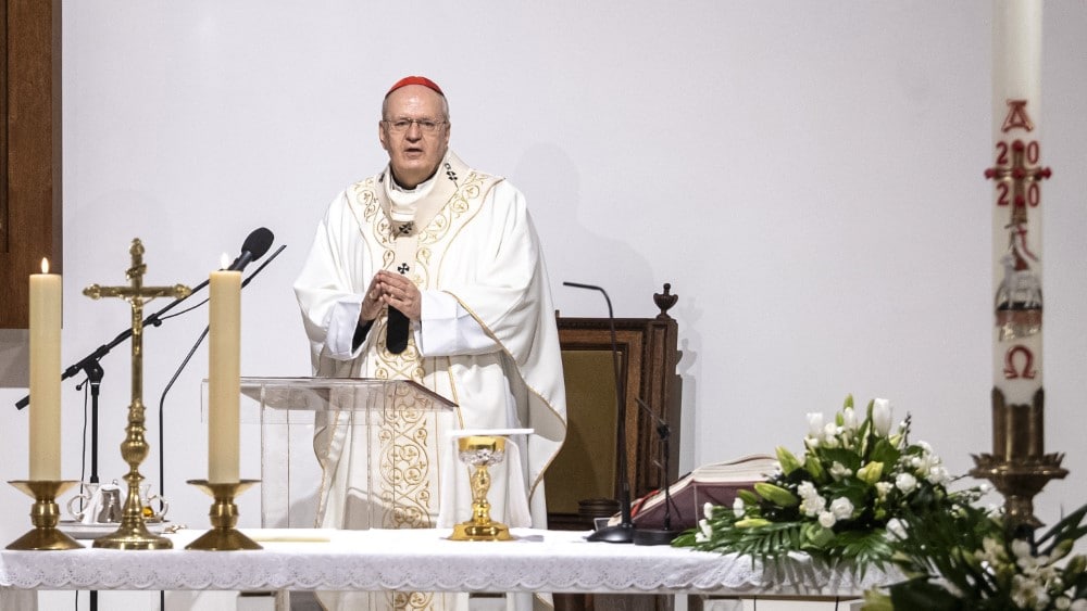 Erdo Peter husvetkor Egyedi