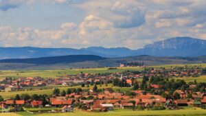 Itt Fölcsíkon… 1 Itt Fölcsíkon…