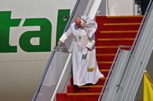 Ferenc pápa, a béke zarándoka megérkezett Irakba, Ábrahám földjére