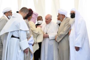 Ferenc pápa a vallásközi találkozón Irakban: Az ellenségeskedés a vallás elárulását jelenti!