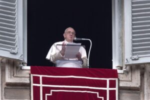 Jézus követése bátor döntést igényel – Ferenc pápa Úrangyala imája