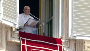 Jézus tanítványai életükkel hirdessék az evangéliumot – Ferenc pápa Úrangyala imája