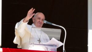 Ferenc pápa vasárnap délben: Aki igazán szereti Istent, az szereti felebarátját is! 9 Ferenc pápa vasárnap délben: Aki igazán szereti Istent, az szereti felebarátját is!