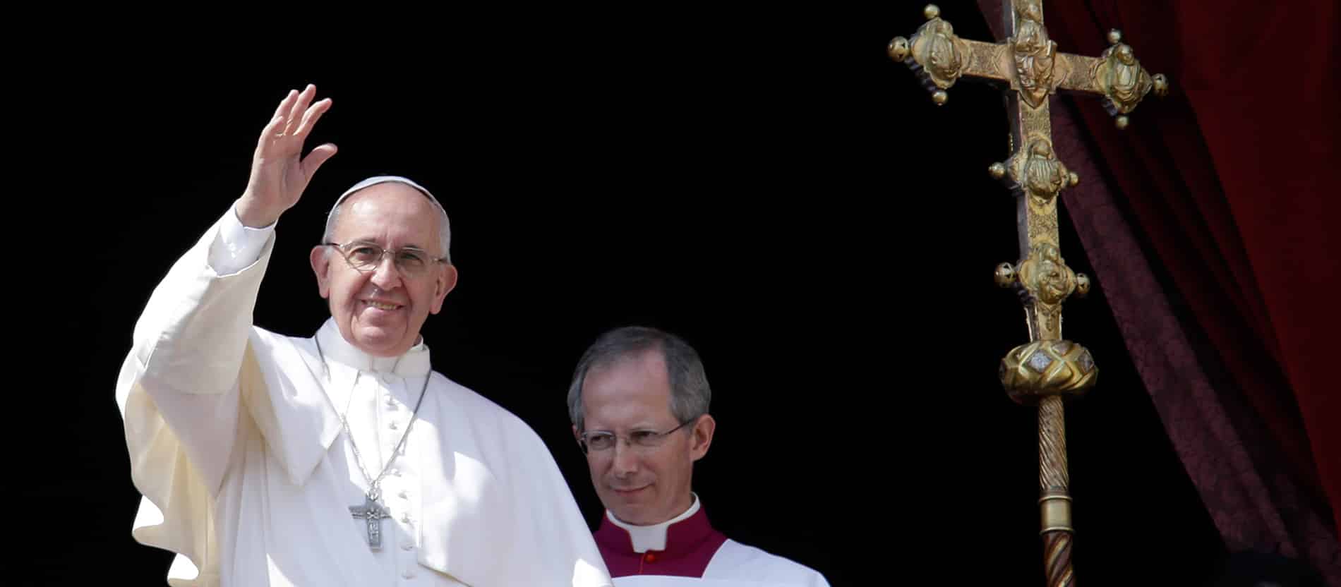 Ferenc papa Urbi et orbi aldasa