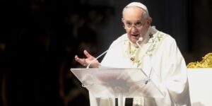 Ferenc pápa: Legyetek az evangélium tanúi, akár életetek kockáztatásával is!