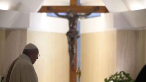 Ferenc pápa azért imádkozott a kedd reggeli szentmisén, hogy ne térjen vissza a járvány