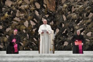 Ferenc pápa a karizmatikus megújuláshoz: Szolgáljatok együtt mindenki javára!