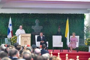 Ezekben a napokban Panama a remény csomópontja - Ferenc pápa beszéde a panamai politikai vezetőkhöz 2 Ezekben a napokban Panama a remény csomópontja – Ferenc pápa beszéde a panamai politikai vezetőkhöz