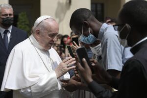 Ferenc pápa katekézise: Jézus sosem hagyja abba az imát értünk! 7 Ferenc pápa katekézise: Jézus sosem hagyja abba az imát értünk!