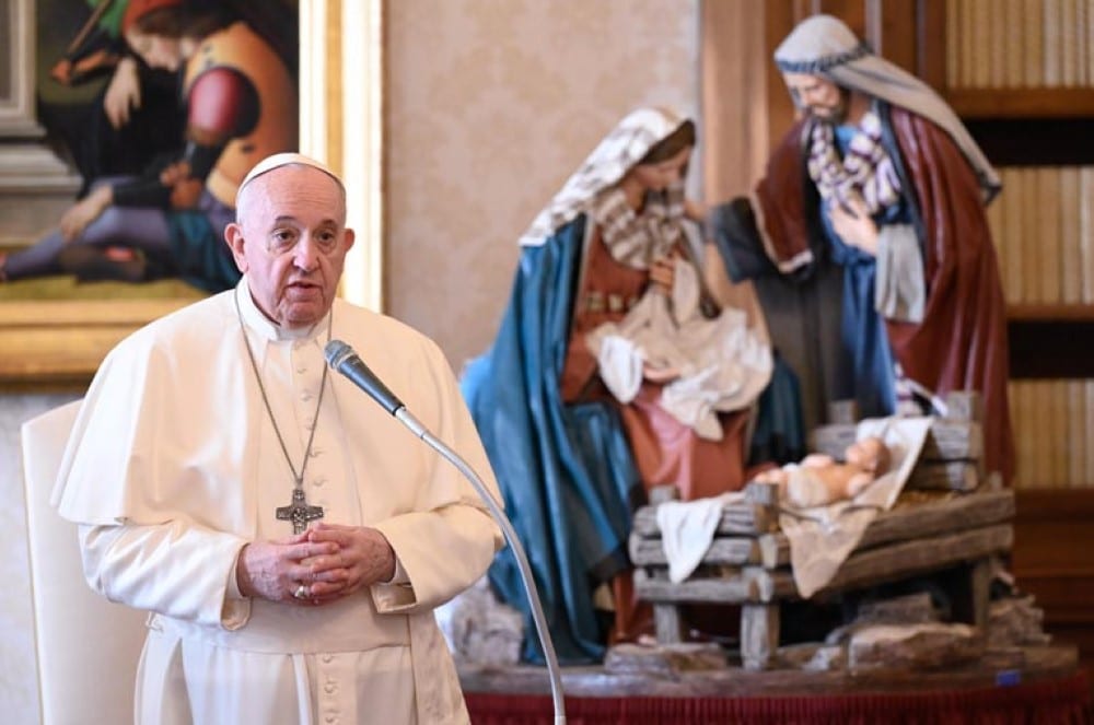 Ferenc papa az audiencian 1216 Egyedi