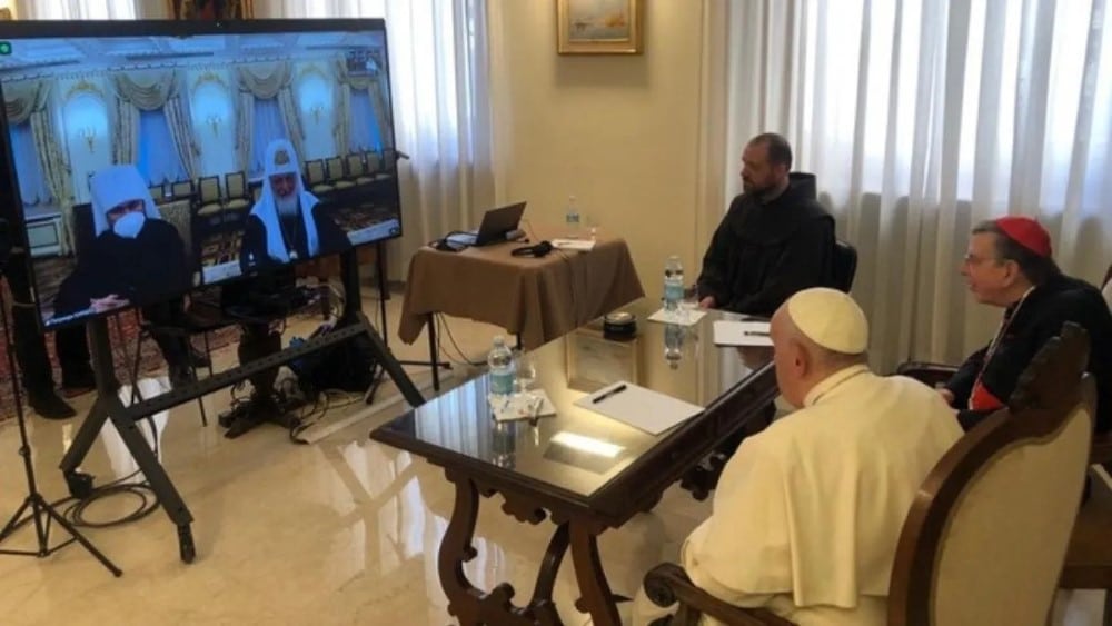 Ferenc papa es Kirill patriarka videochat Egyedi