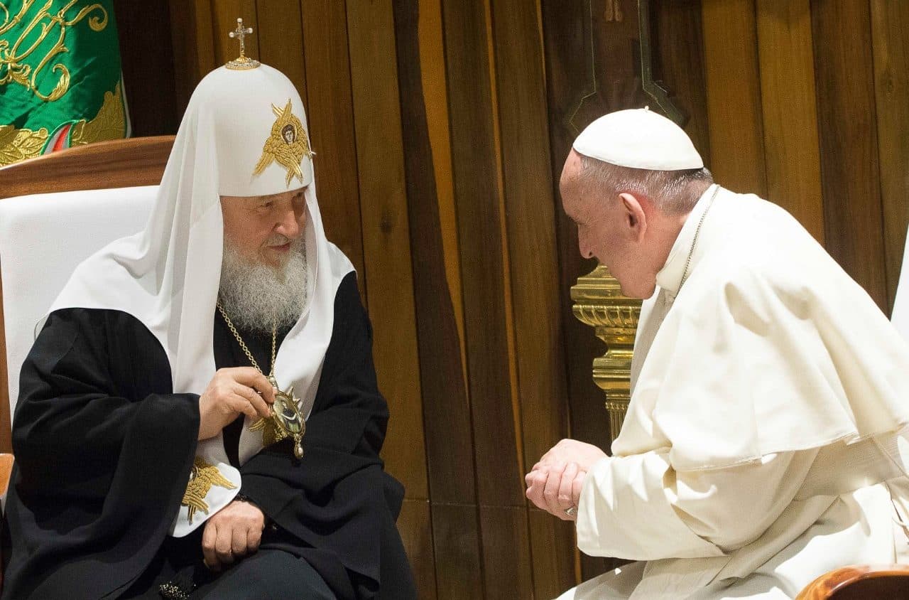 Ferenc papa es Kirill patriarka