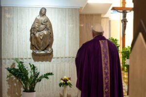 Ferenc pápa: Kérjük a megkülönböztetés kegyelmét, hogy felismerjük a kereszt útját