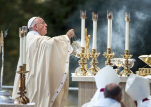 „Krisztus nevében kérünk: engesztelődjetek ki az Istennel!” (2Kor 5,20) Ferenc pápa üzenete 2020 nagyböjtjére 3 „Krisztus nevében kérünk: engesztelődjetek ki az Istennel!” (2Kor 5,20) Ferenc pápa üzenete 2020 nagyböjtjére
