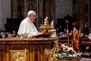 Reményteli pillantással tekintsünk a jövő elé! – Ferenc pápa év végi hálaadása