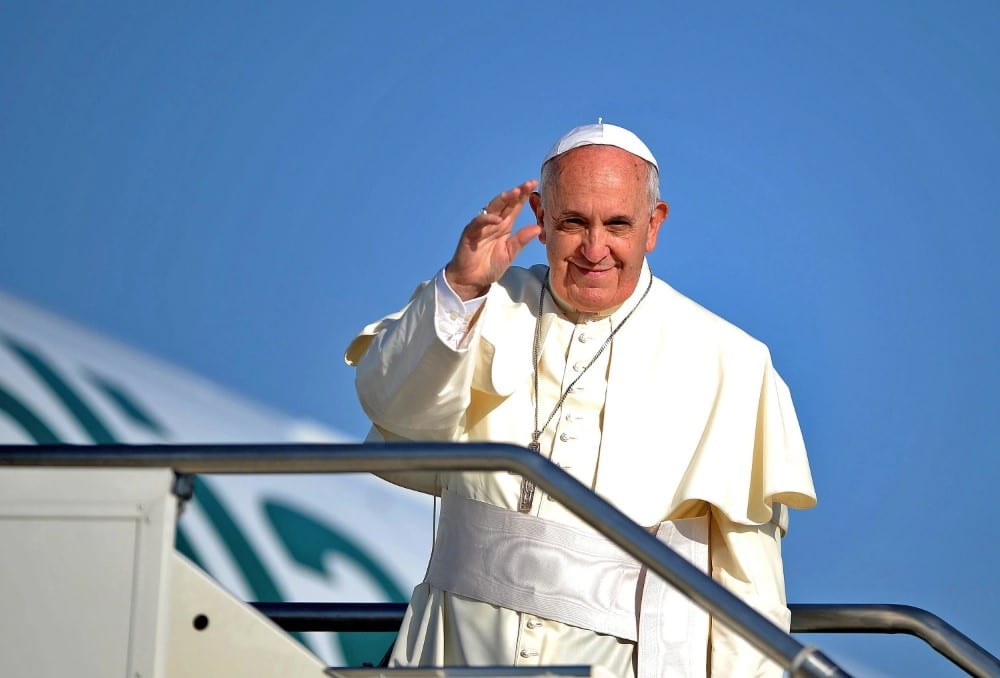 Ferenc papa utazasai Custom