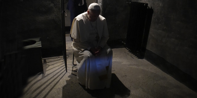 „A Jóisten mindenütt jelen van” - 80 éve halt meg Szent Maximilian Kolbe 6 FerencAuschwitz 2