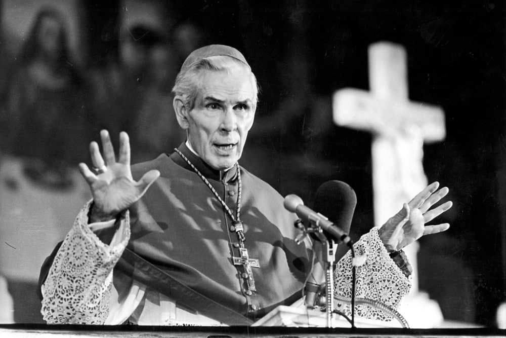 Fulton Sheen érsek figyelmeztetése az ál-katolicizmusról 2 Fulton Sheen ersek Egyedi