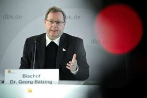 A német püspöki kar elnöke válaszolt az egyházszakadástól óvó nyílt levélre