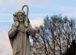 Pásztor és akolkapu – Gondolatok húsvét 4. vasárnapjára