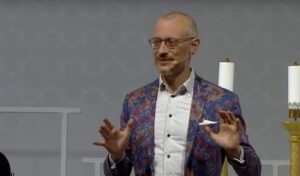 Johannes Hartl: Isten megérdemli a tőlünk telhető legjobbat 4 Johannes Hartl: Isten megérdemli a tőlünk telhető legjobbat