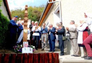 Kopjafát állítottak Szilágysomlyón Boldog Jerzy Popieluszko emlékére