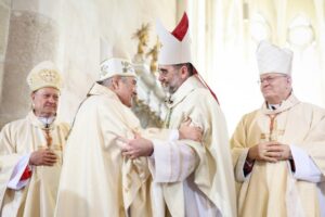 Mi a dolga egy főpásztornak?