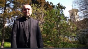 Kovács Gergely érsek: Ne engedjünk a kétségbeesésnek, hittel várjuk a húsvéti feltámadást 6 Kovács Gergely érsek: Ne engedjünk a kétségbeesésnek, hittel várjuk a húsvéti feltámadást