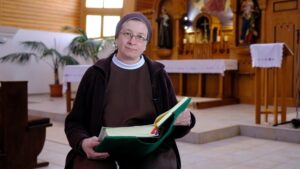 A szenvedés és a szolgálat összekapcsolódik – Nagyböjti ráhangoló | VIDEÓ 3 A szenvedés és a szolgálat összekapcsolódik – Nagyböjti ráhangoló | VIDEÓ