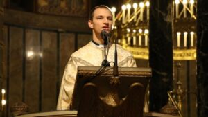 #rorate: „Tedd meg amire képes vagy, kérjed amire képtelen vagy.” - Lápossy Péter 3 #rorate: „Tedd meg amire képes vagy, kérjed amire képtelen vagy.” – Lápossy Péter