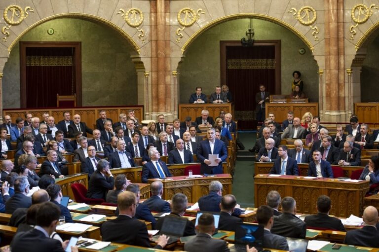 Nemi és szexuális devianciák ellen hoz törvényt a magyar Kormány