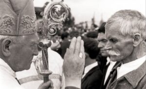 Mit mondana Márton Áron a Gyulafehérvári Főegyházmegye szinódusi jelentéséről?